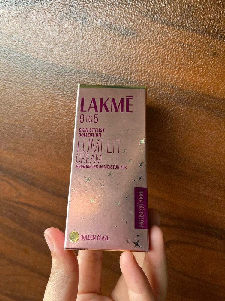 LAKME Lumi Lit Cream Moisturizer