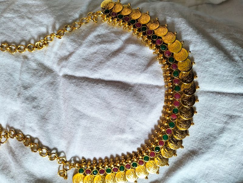 Small Choker With Laxmi Kasu