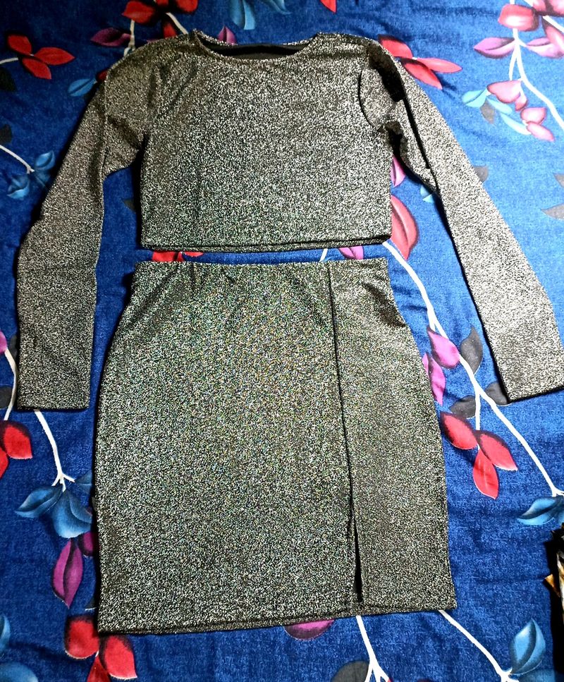 Silver Co Ord Set. (Brand New With Tag)