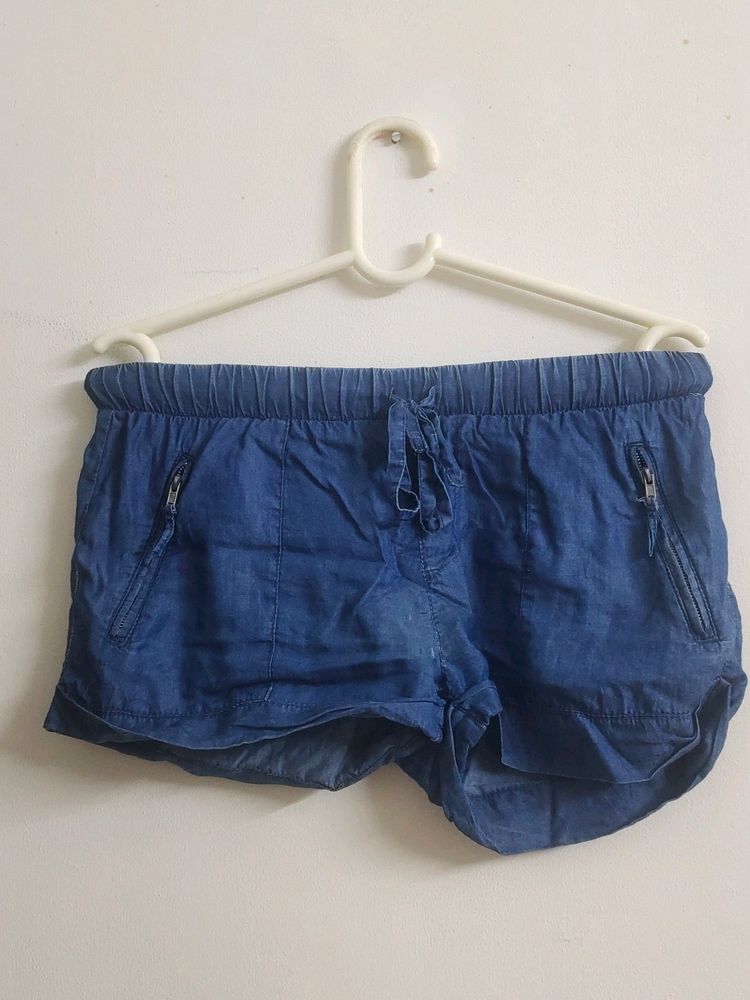 Casual Ladies Shorts