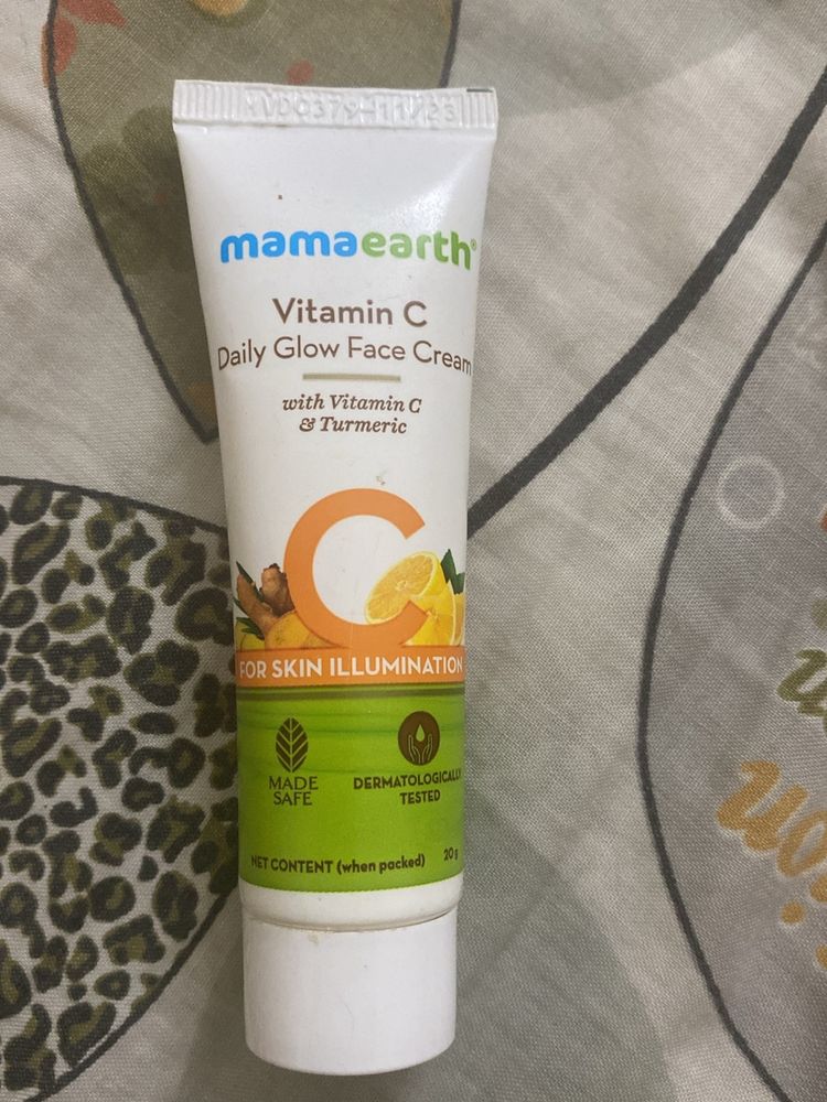 Combo of Mamaearth Face Cream and Wow Sunscreen