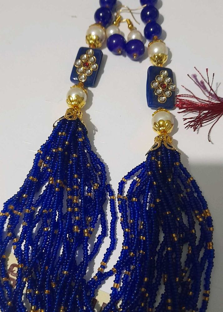 Jewellery Set With Earrings