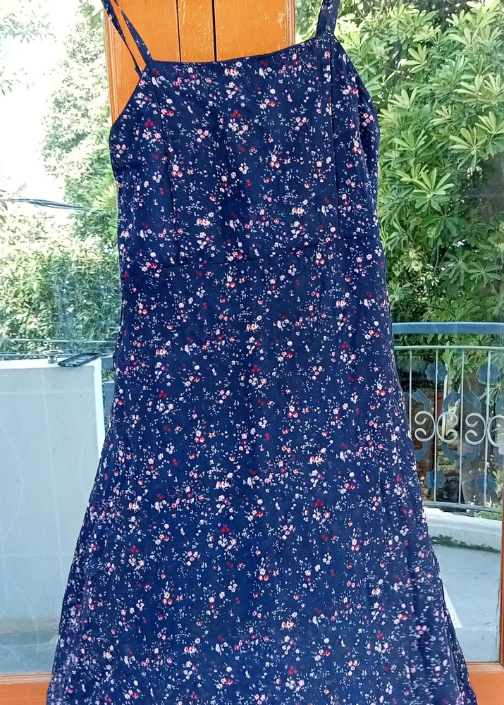 MIDI DRESS