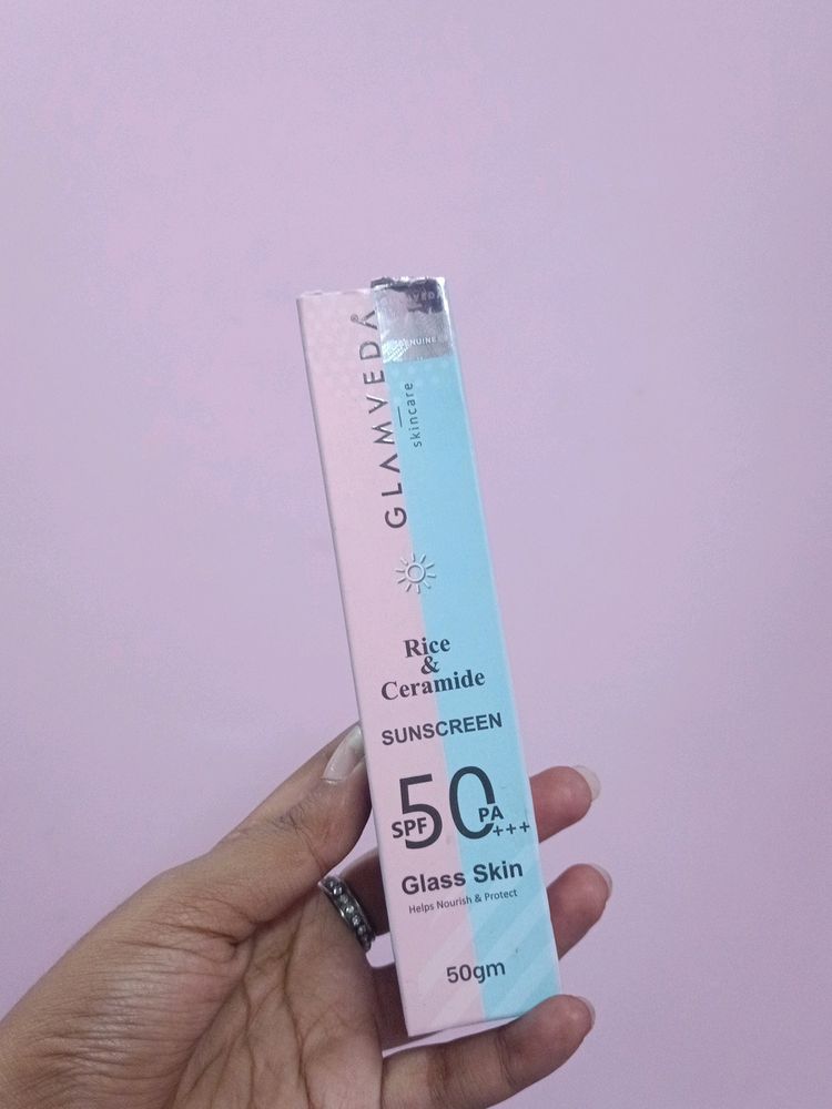 GLAMVEDA RICE AND CERAMIDE SUNSCREEN