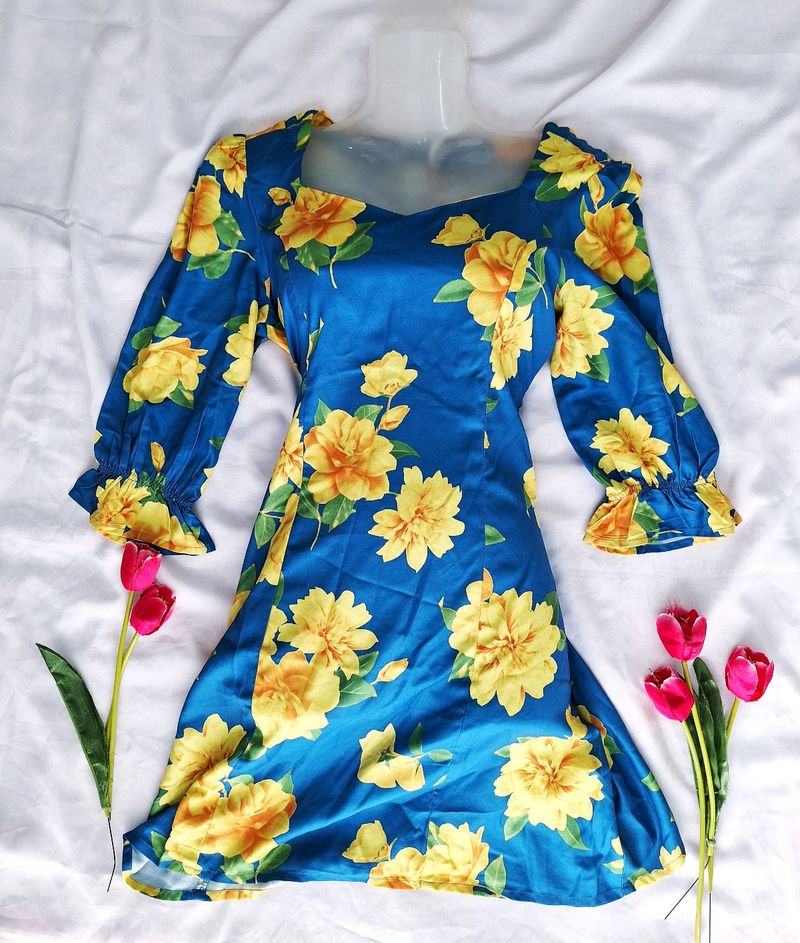 Pretty Floral Dress - Dressberry