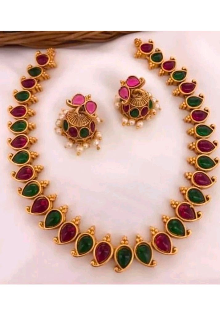 Two Jewellery Set