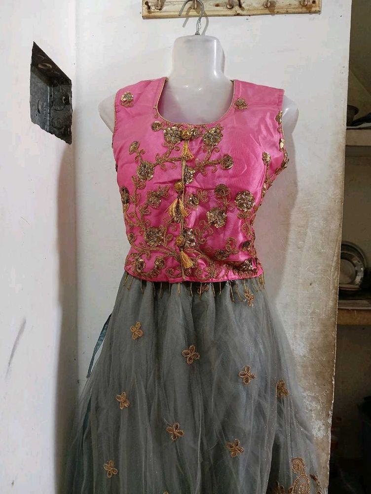 Lehenga Choli And Duptta