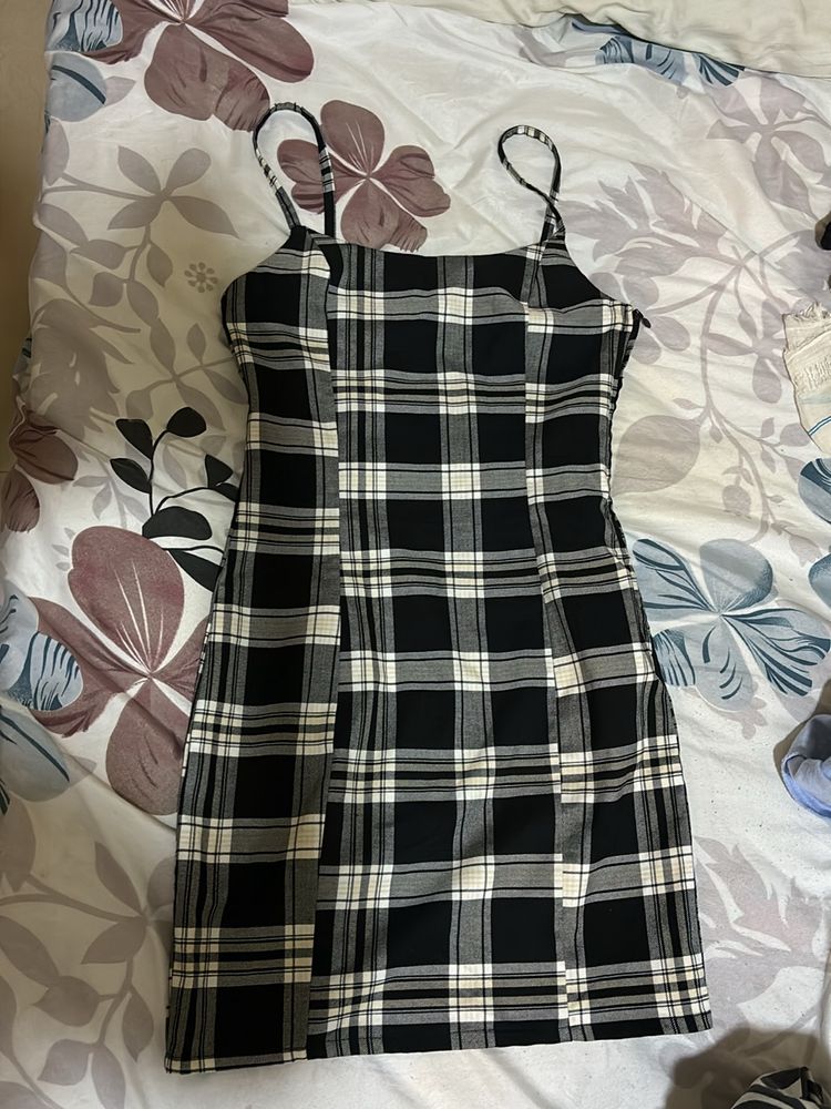 Checkered H&M Bodycon Dress, Size XS