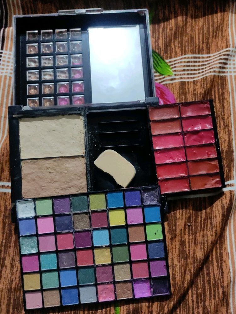 Makeup Kit