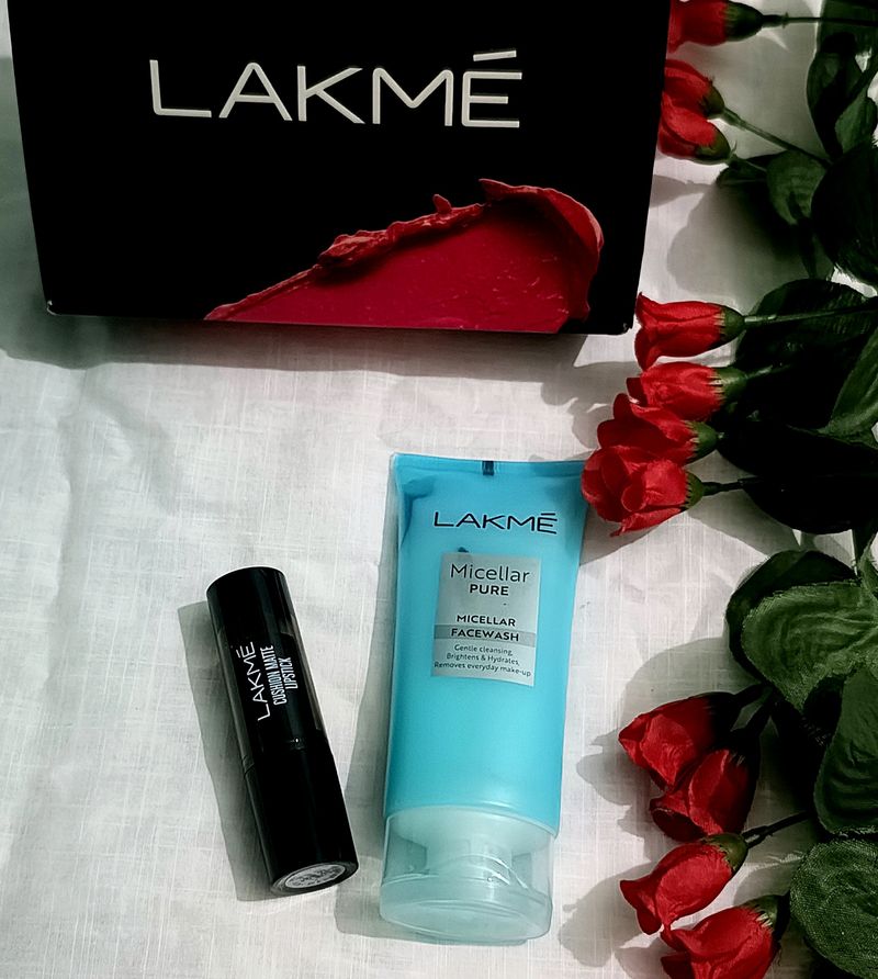 Lakme Lipstick & Facewash Combo Only 249//