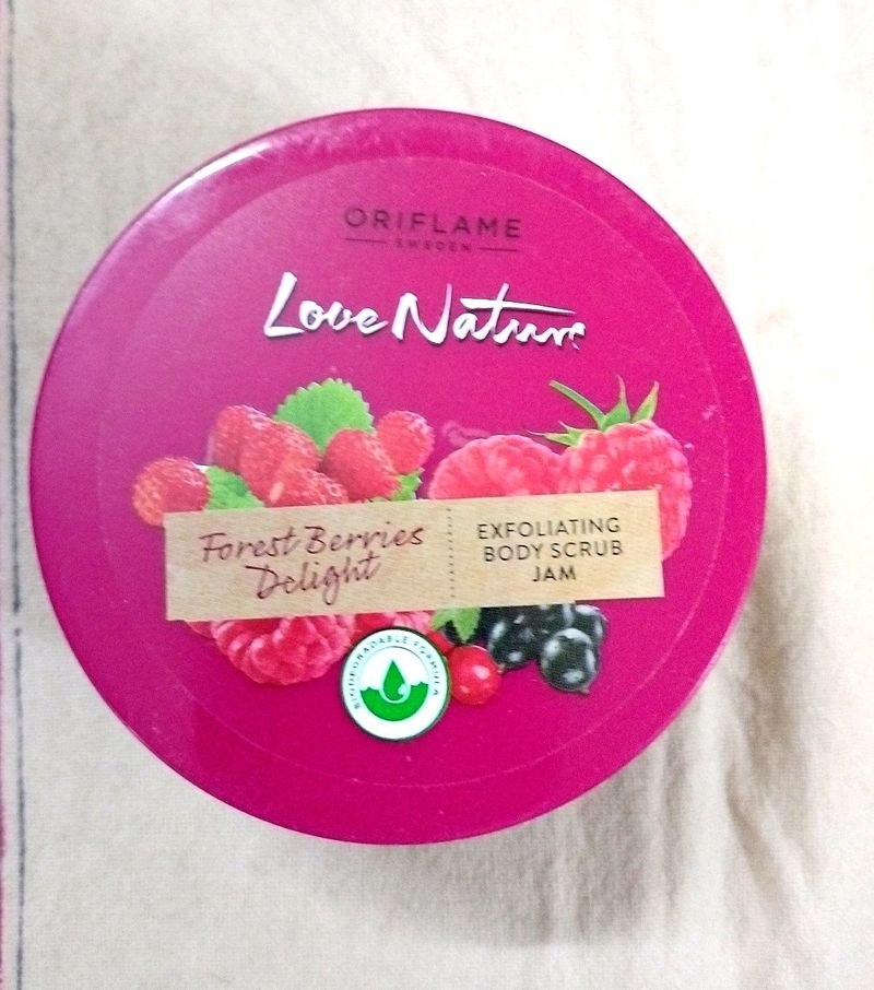 Forest Berries Delight Body Scrub