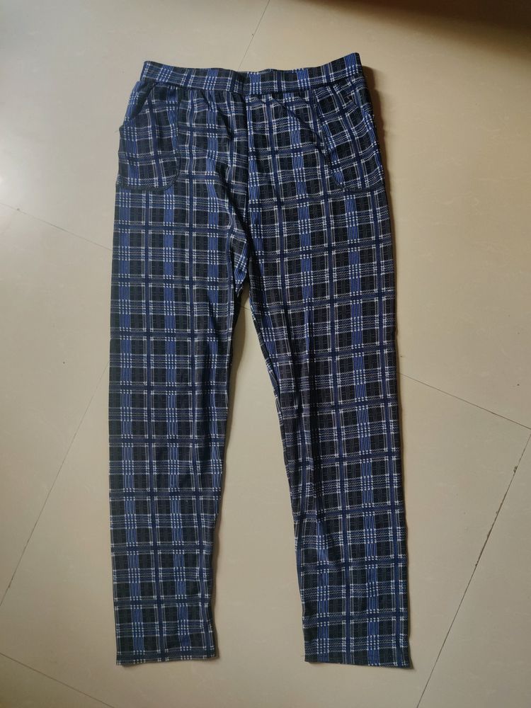 Blue Chequered Pant