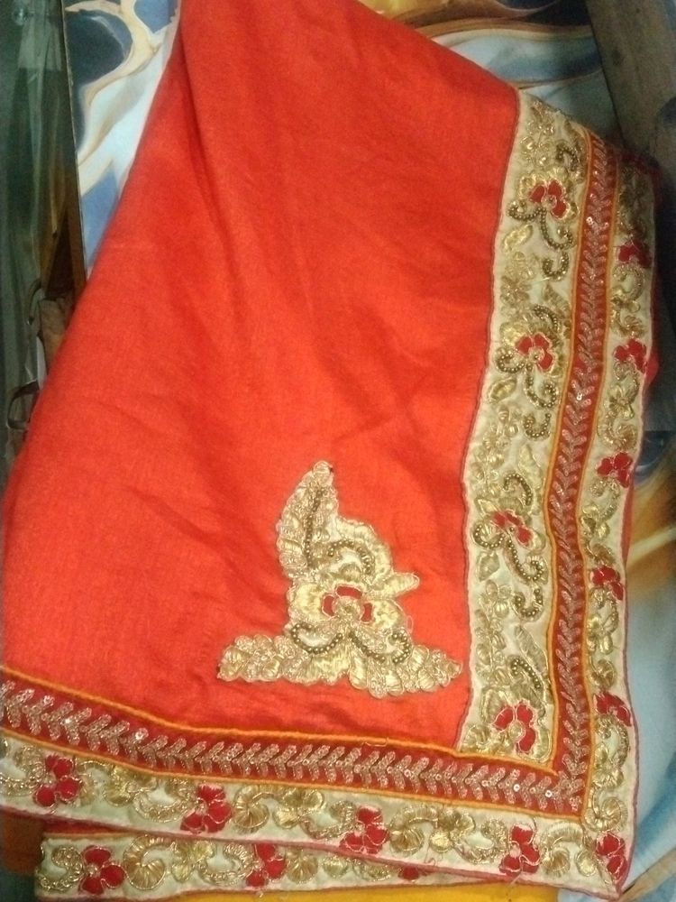 Good Looking Saree With Red And Golen Lace