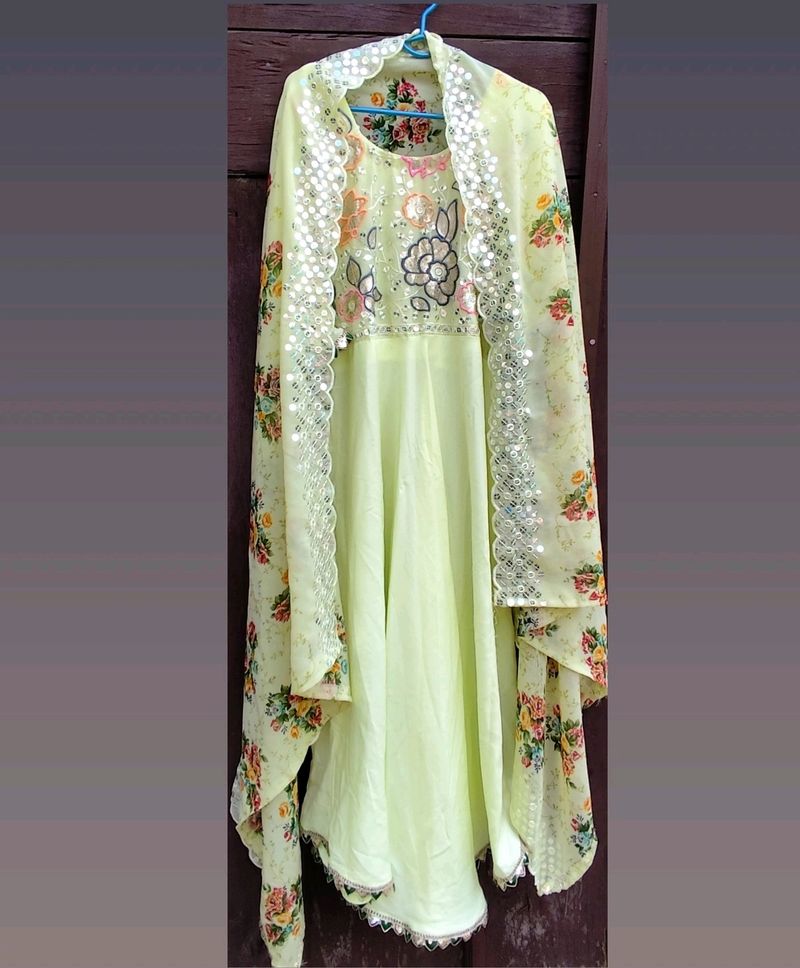 Anarkali kurta With Floral Print Duppata Set