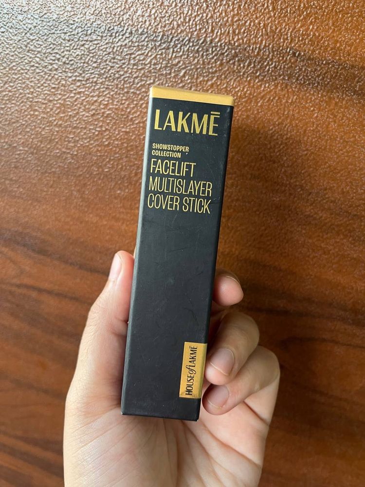 Lakme Facelift Foundation Stick-WarmBeige