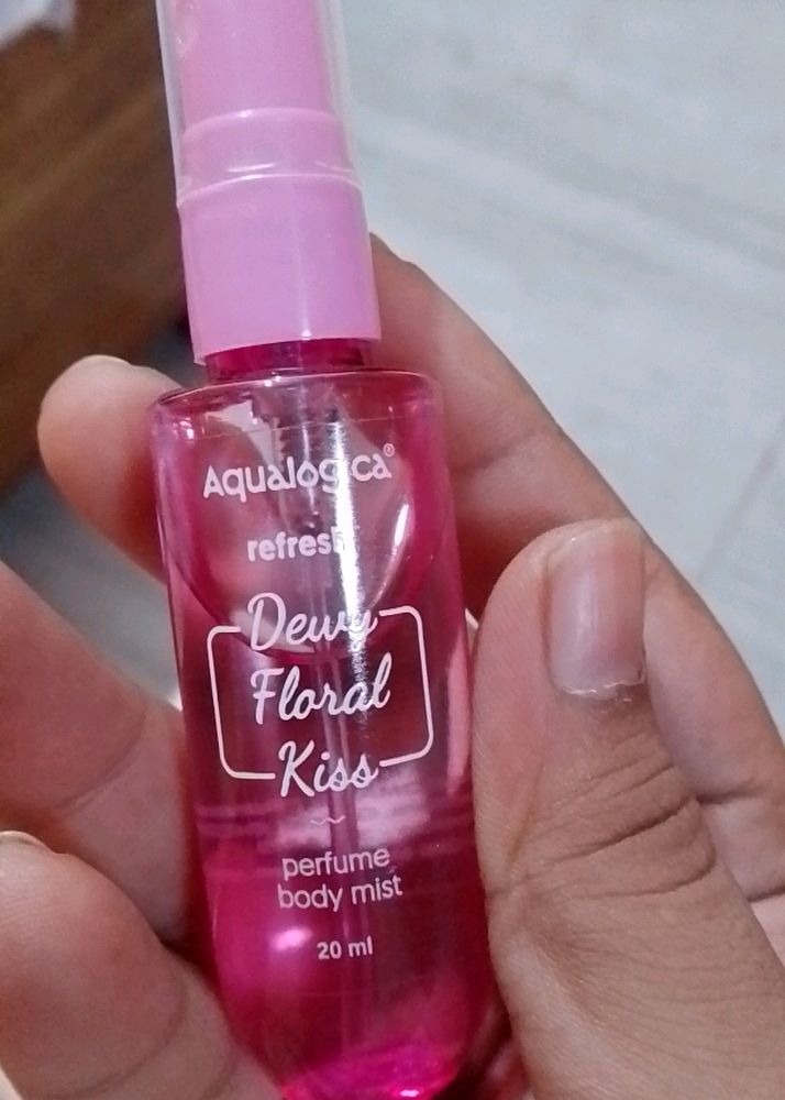 Aqualogica Refresh Dewy Floral Kiss Body Mist