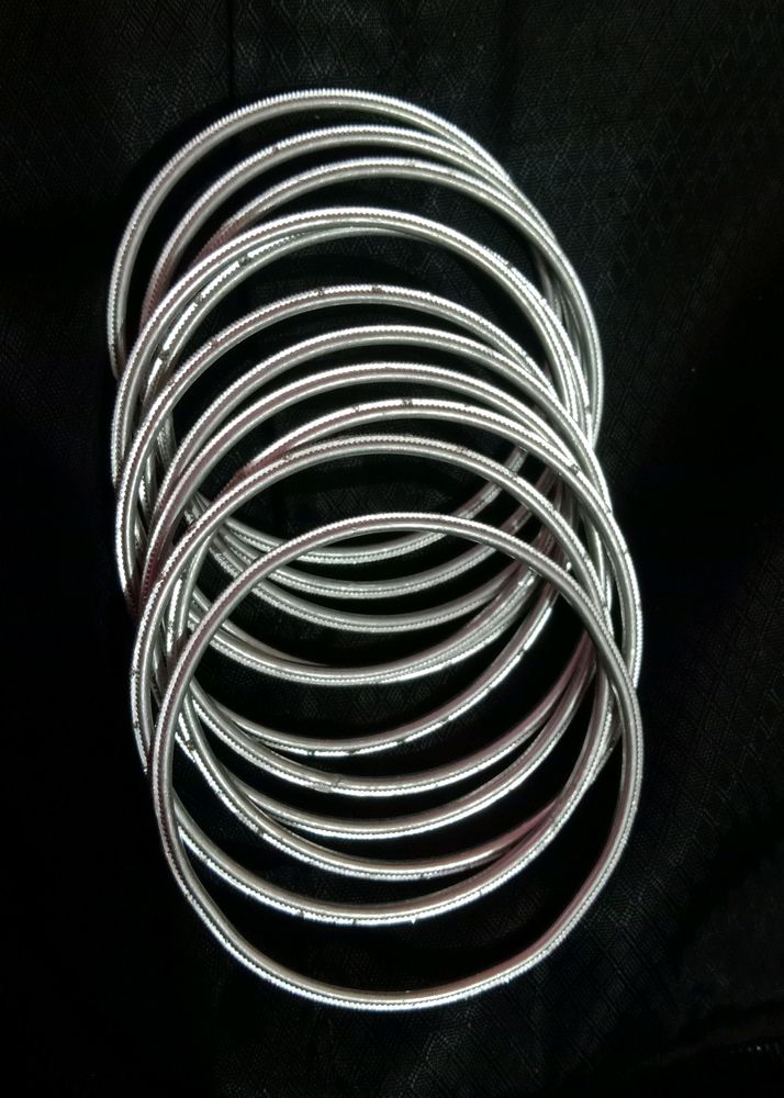 New Silver Shinning Bangles