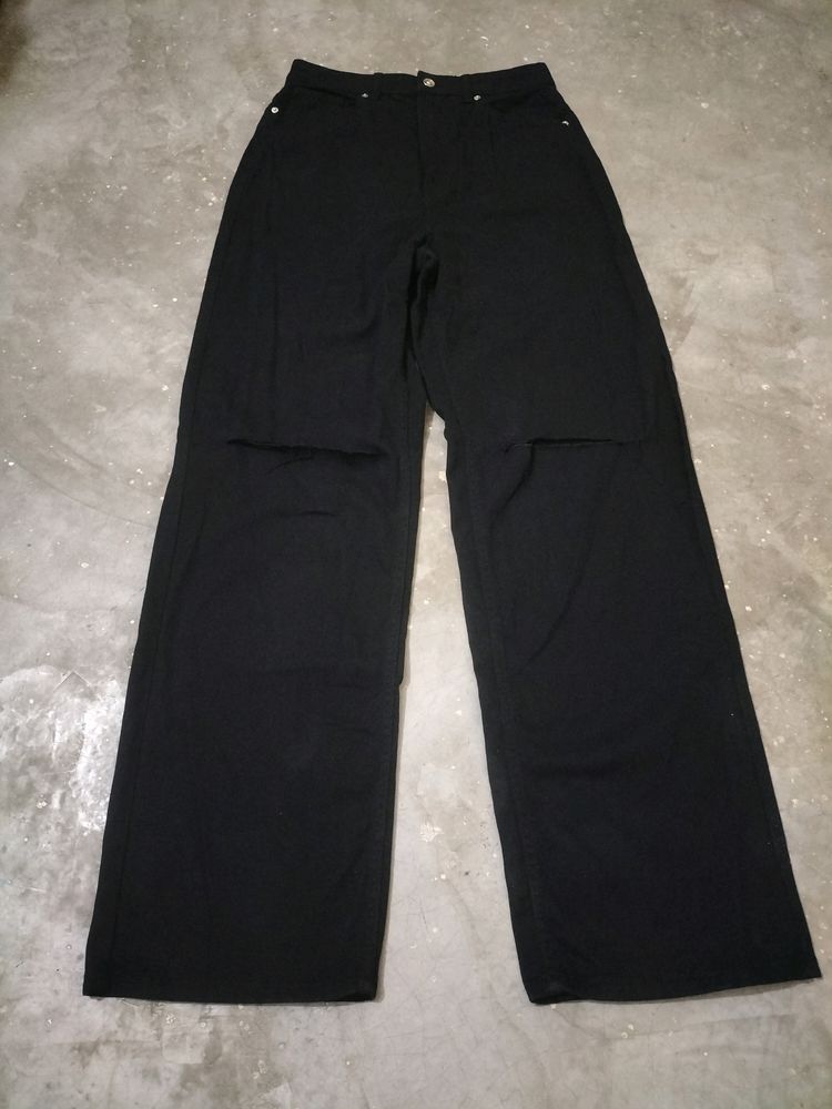 H&M Knee Cut Black Jeans