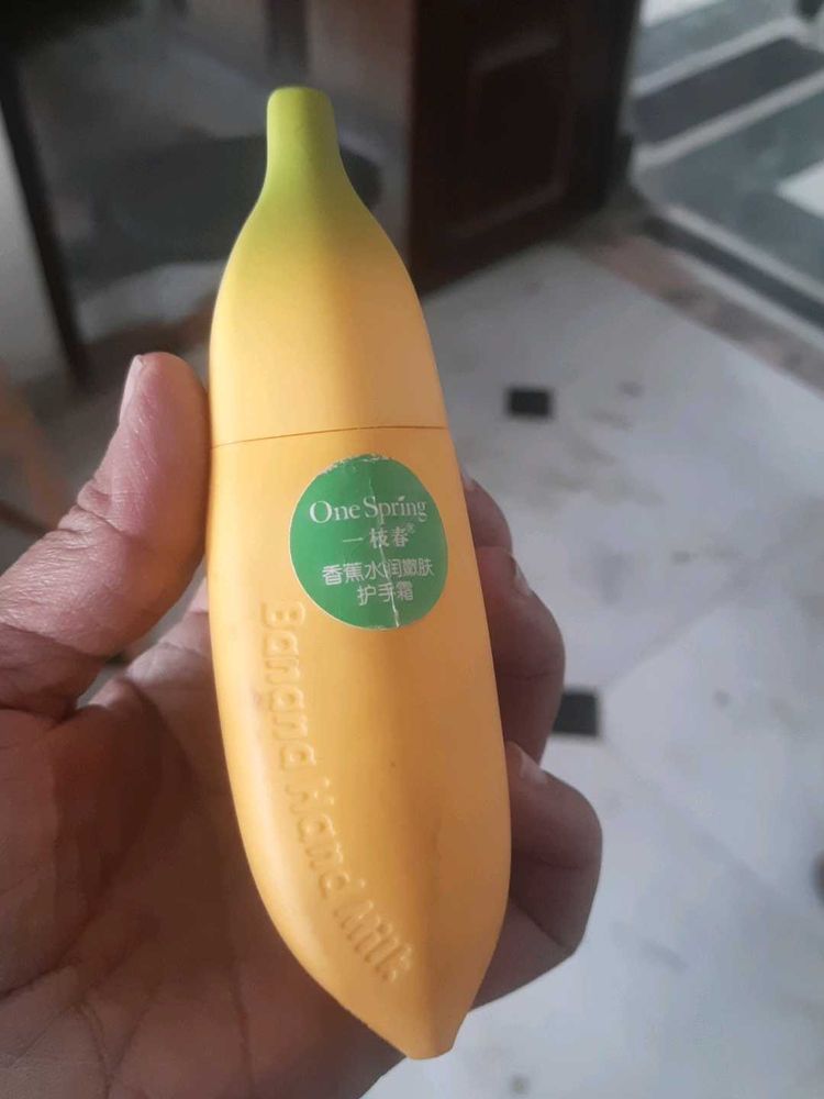 Banana Hand Milk