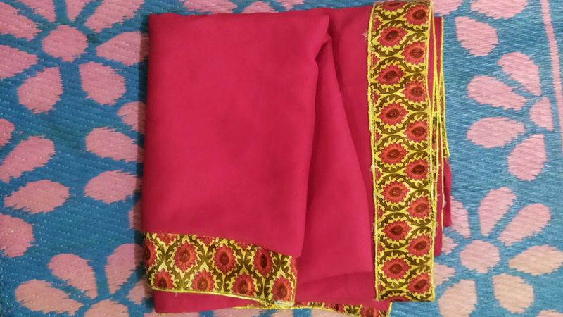 Pink Saree With Golden Border Design