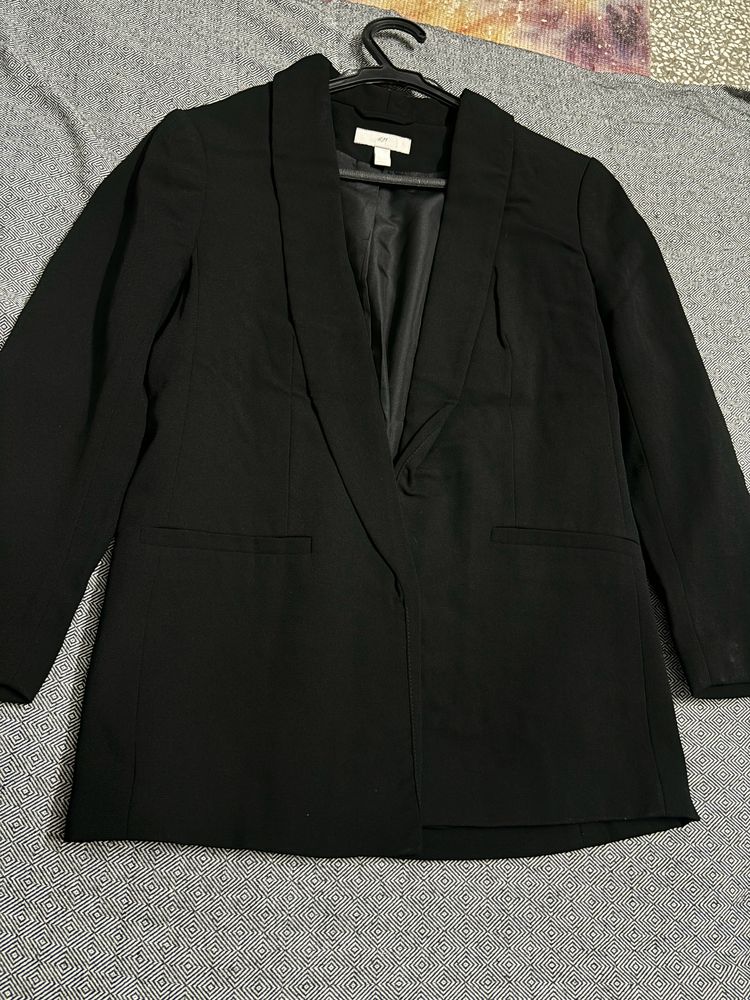 H&M black blazer