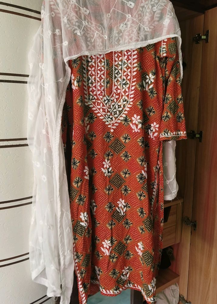 Chikankari Kurti Pant Set