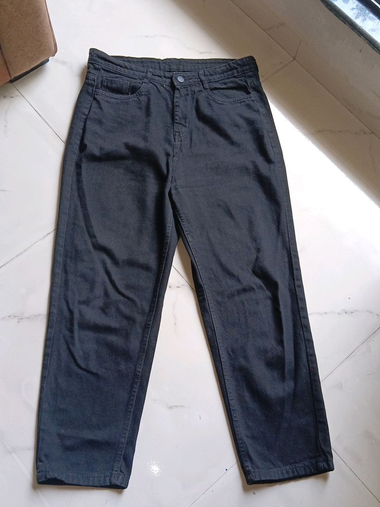 Black Straight Fit Jeans