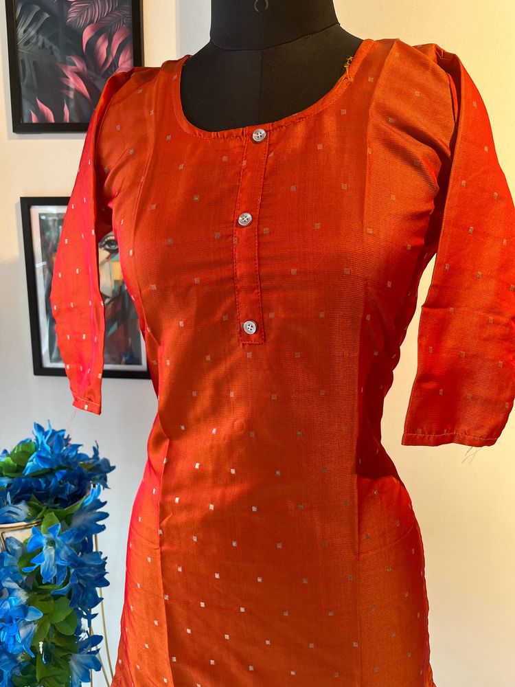 Short Sleevless Kurti