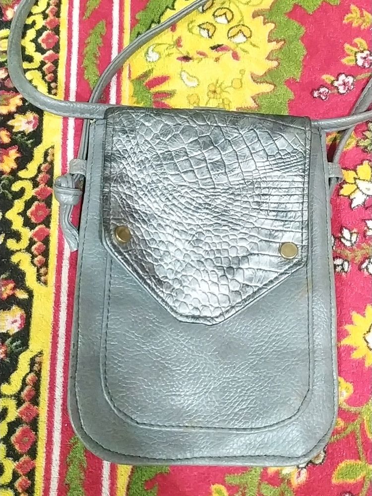 Mobile Hand Bag