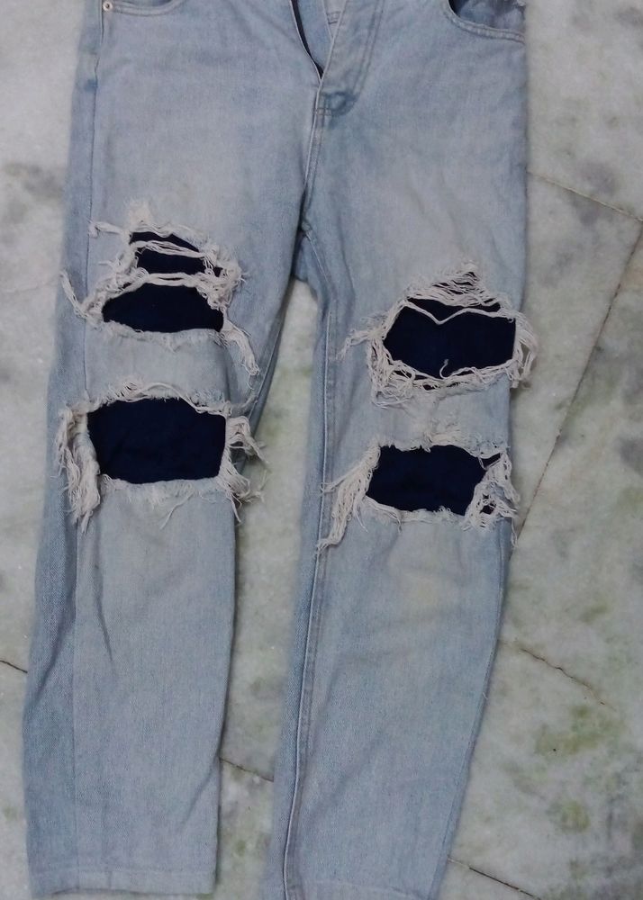 DENIM BLUE TONED JEANS