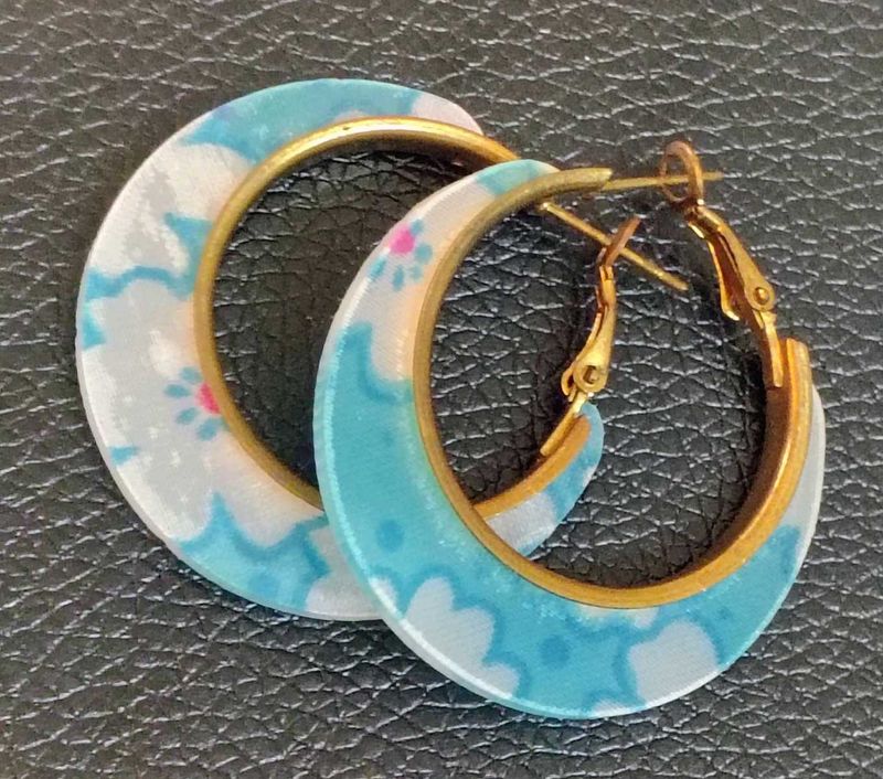 Blue Hoops With Design!