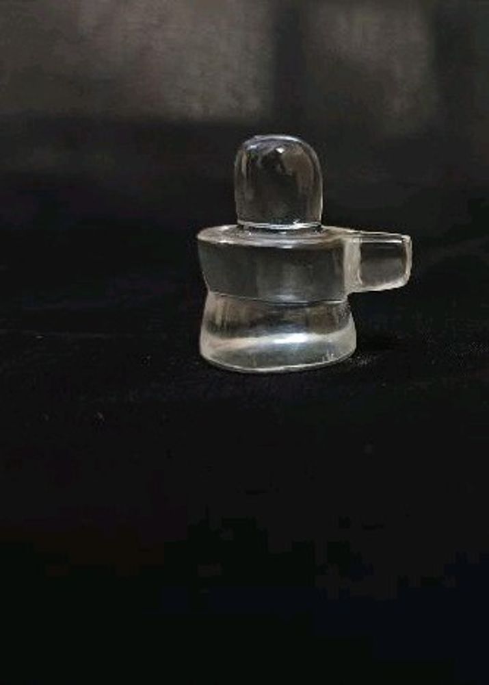 Spatika Sivalingam(Crystal Quartz)