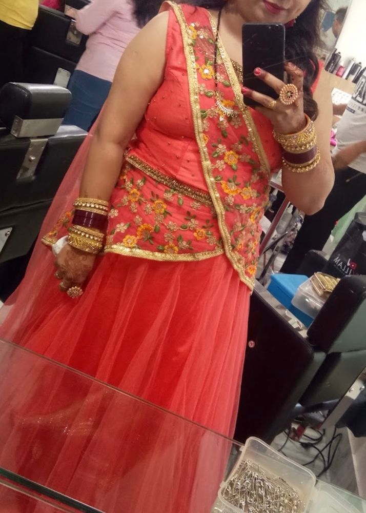 Lehnga Choli Saree Style Look