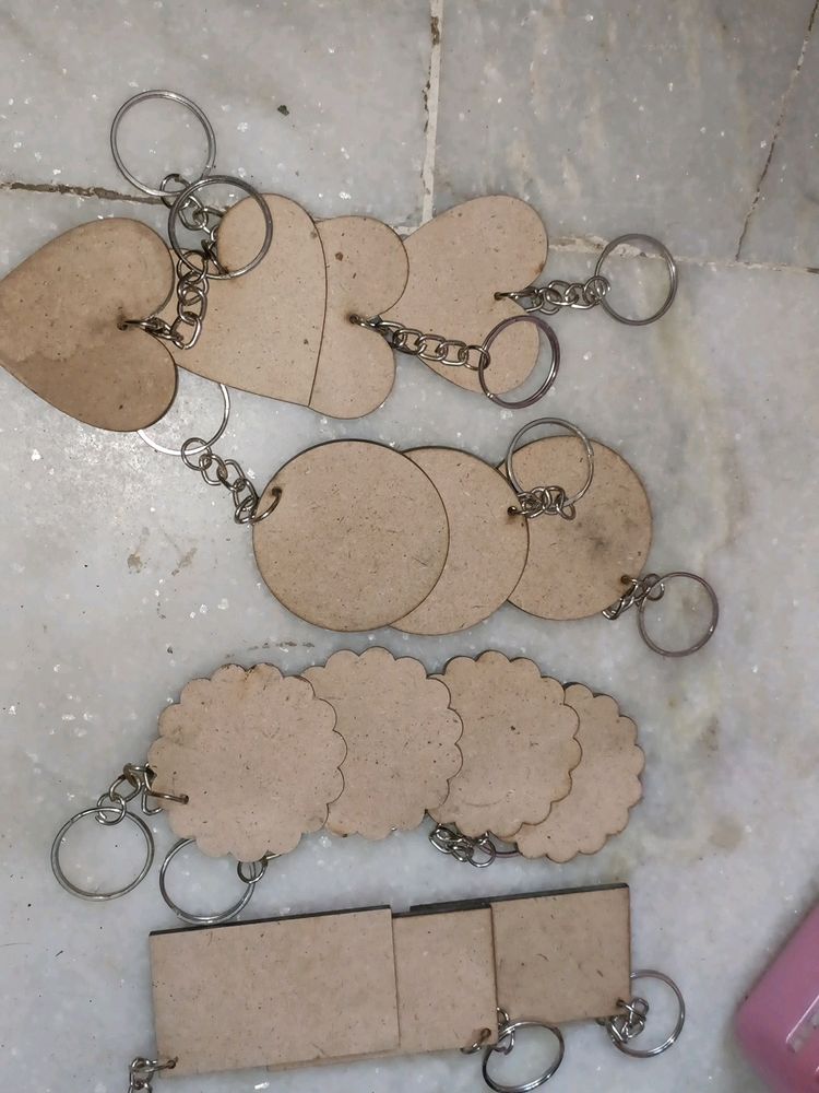 Total 14 Wood Keyring Making ❤️