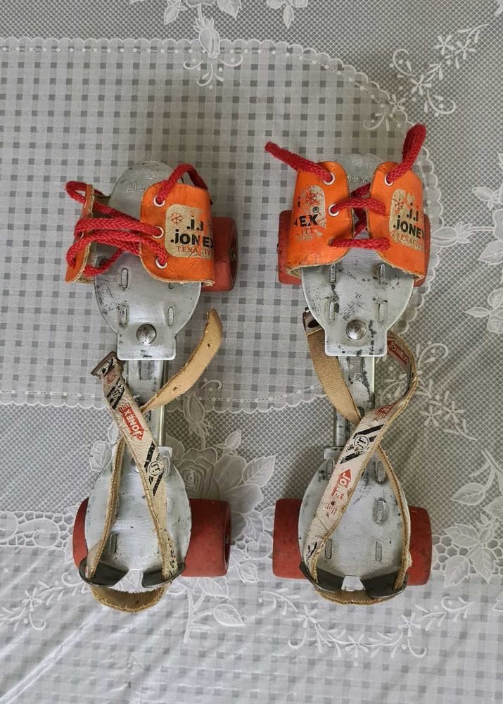 Jonex Roller Skates