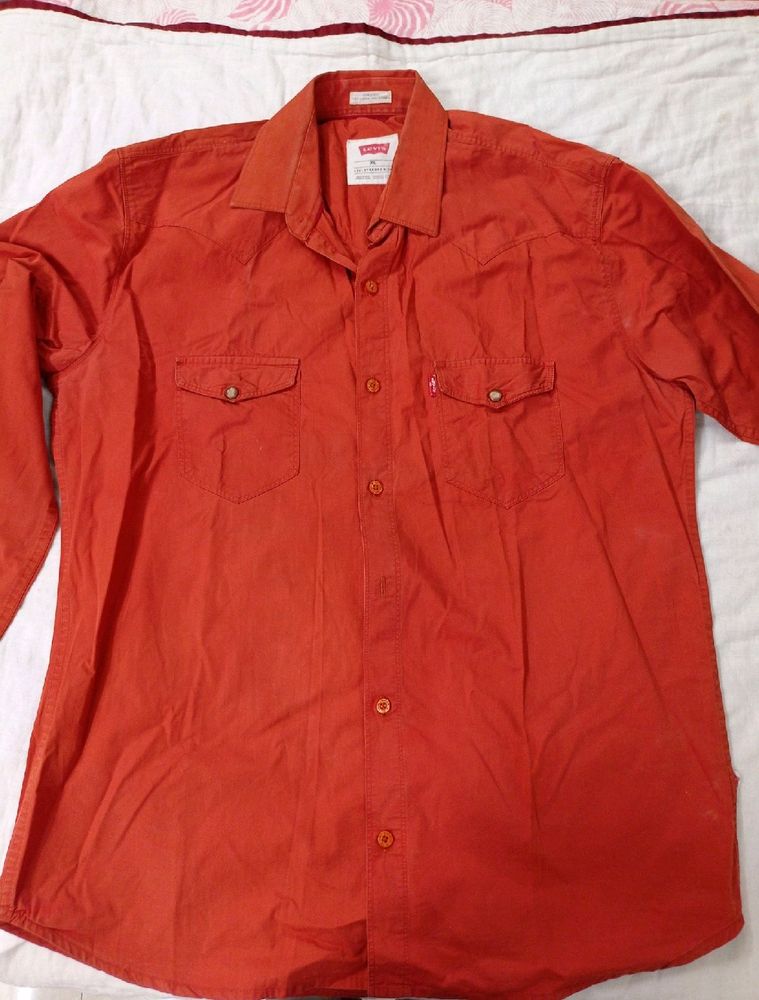 Levis Shirt