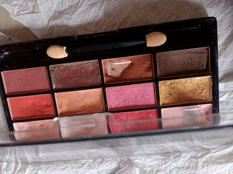 Sinlis Eyeshadow Palette