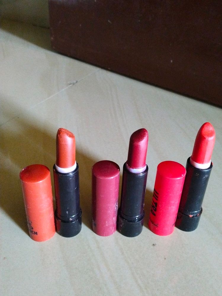 Long Lasting Lipstick