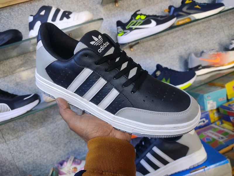 ADIDAS SNEAKERS UK 9