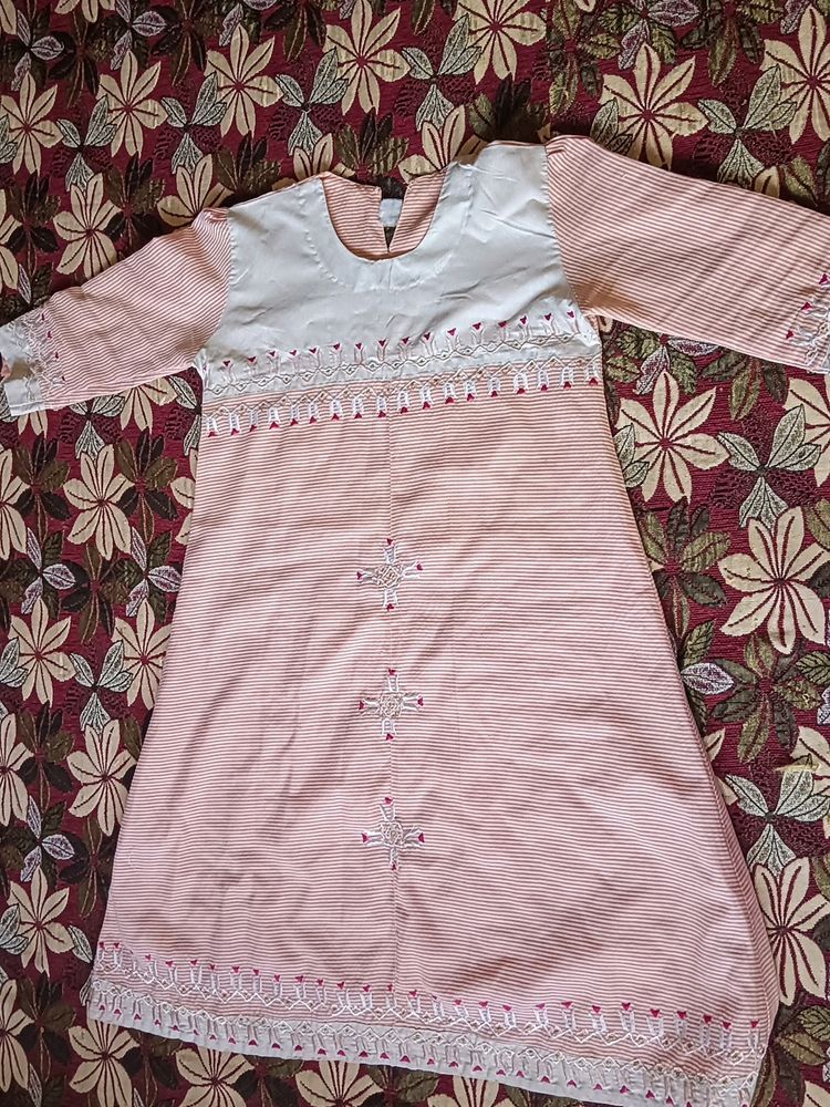 Elegant Design Kurta Set