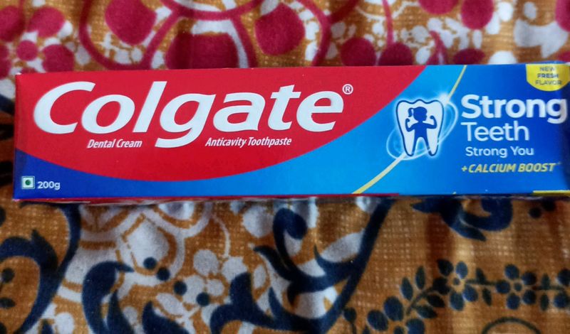 Colgate Strong Teeth 200gm