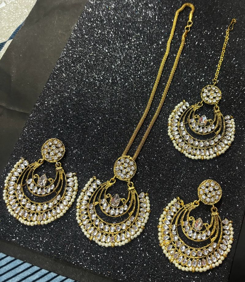 Jewellery Set With Maang Tikka