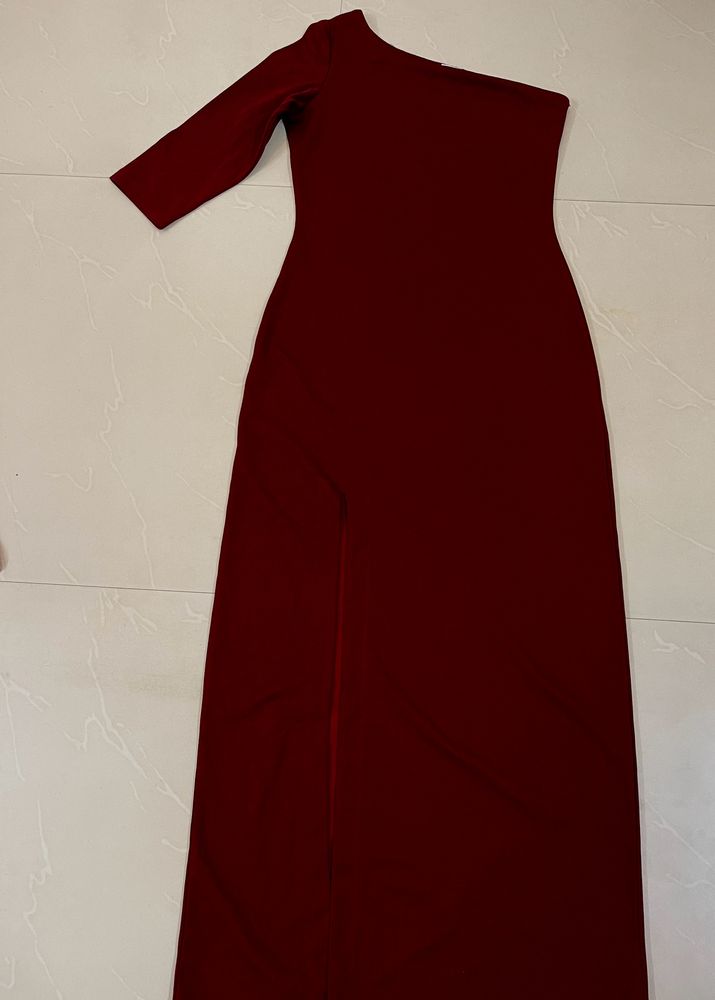 Maroon Solid One Shoulder Maxi Dress