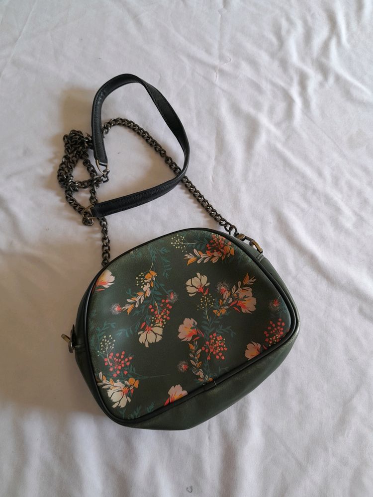 Green Casual Sling Bag (Women's)