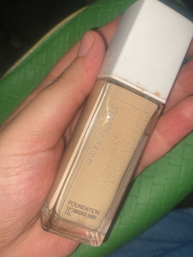 Maybelline Foundation 112 Natural Ivory