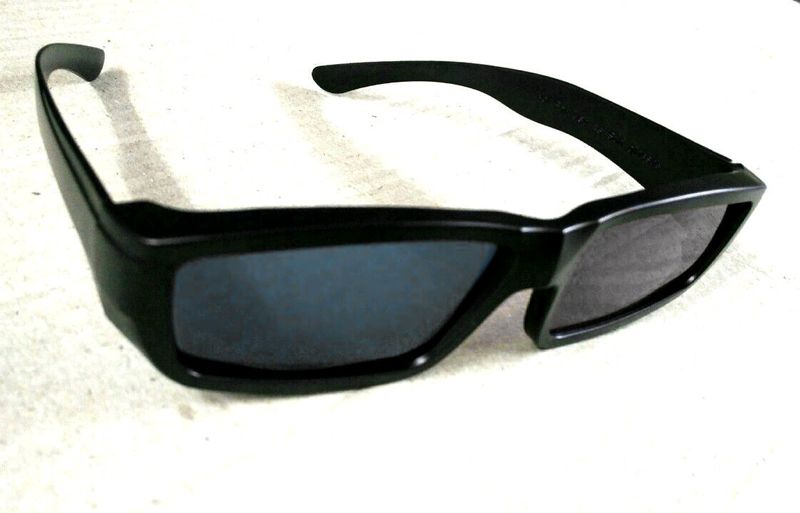 New Safety Glasses For Eye Protection ( 2 Pcs )