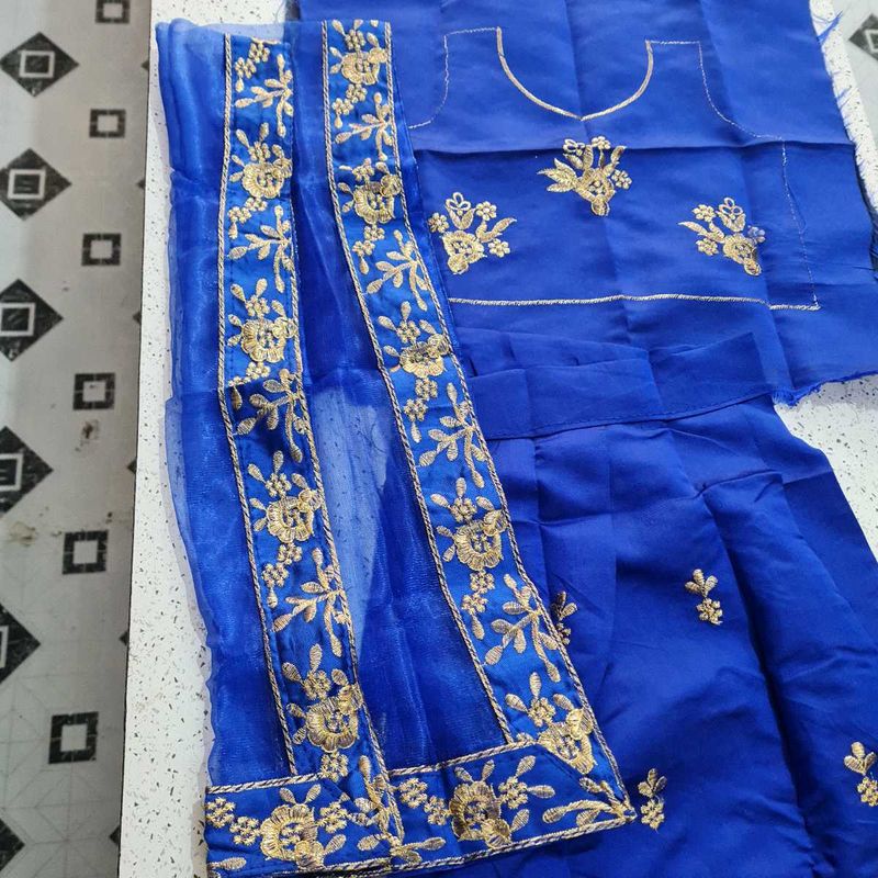 Lehnga Choli For Kids