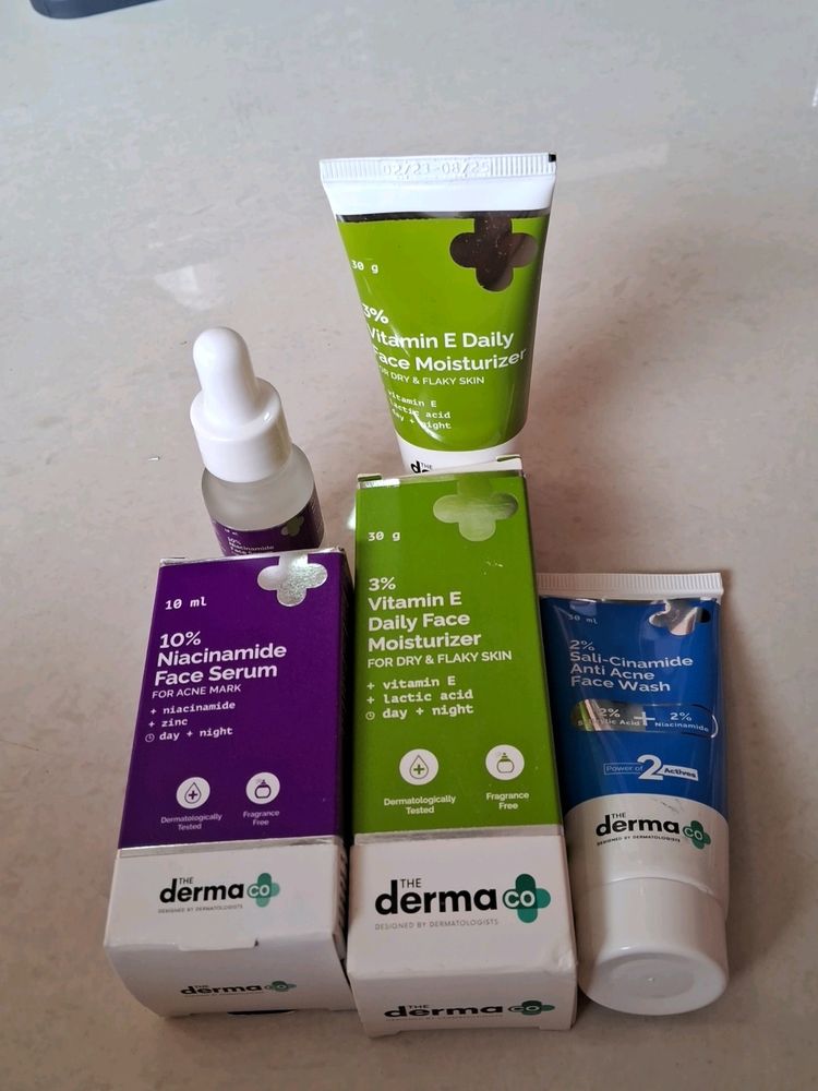 Skincare Combo By The Derma Co (3)