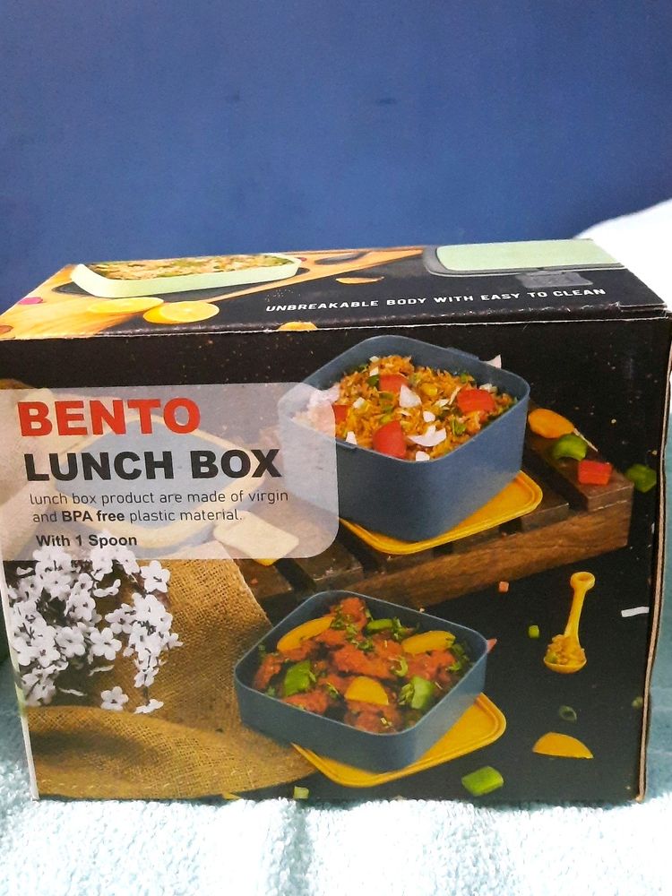 Bento Lunch Box With 1 Spoon