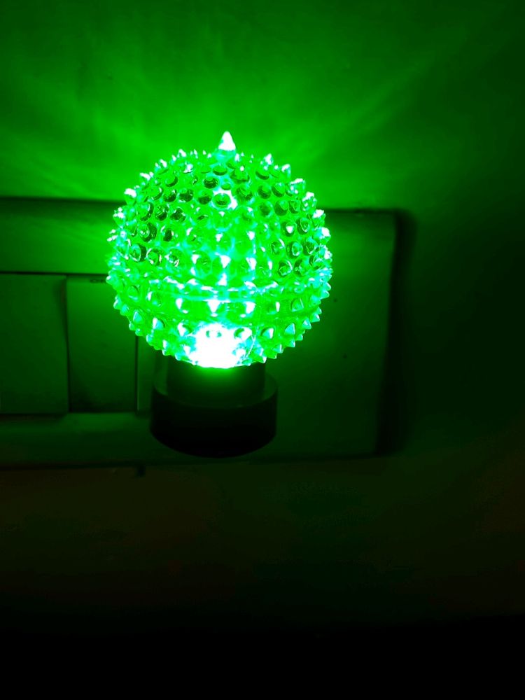 Green color light lamp